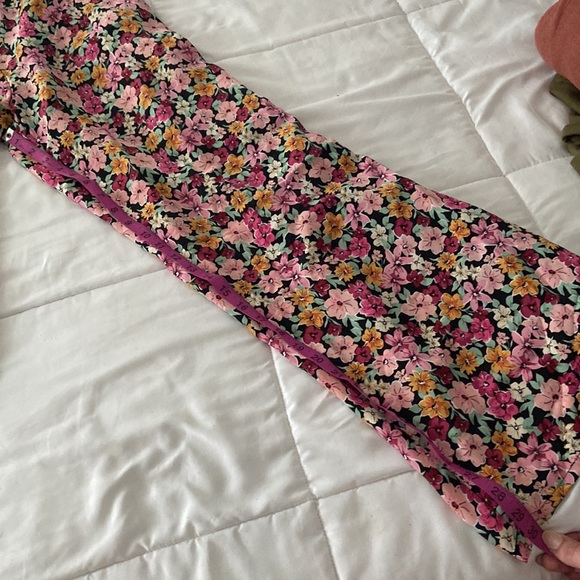 Backless jumpsuit - Picture 6 of 6